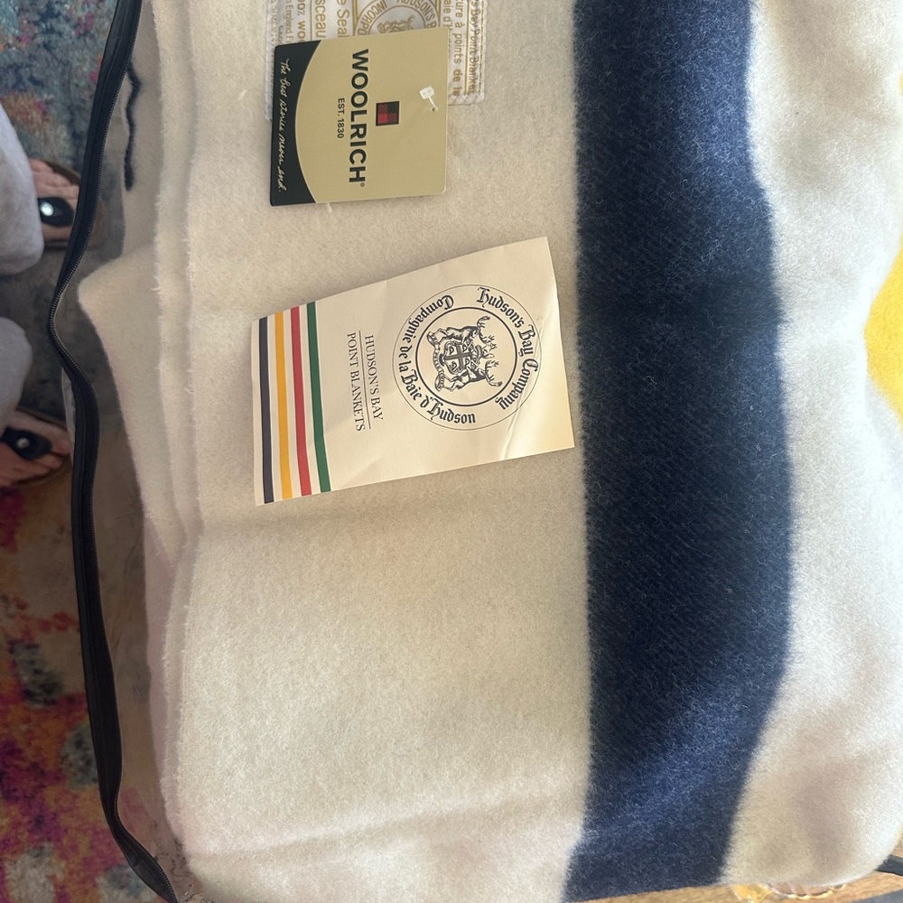 Hudson Bay Striped Blanket - Picture 10 of 12